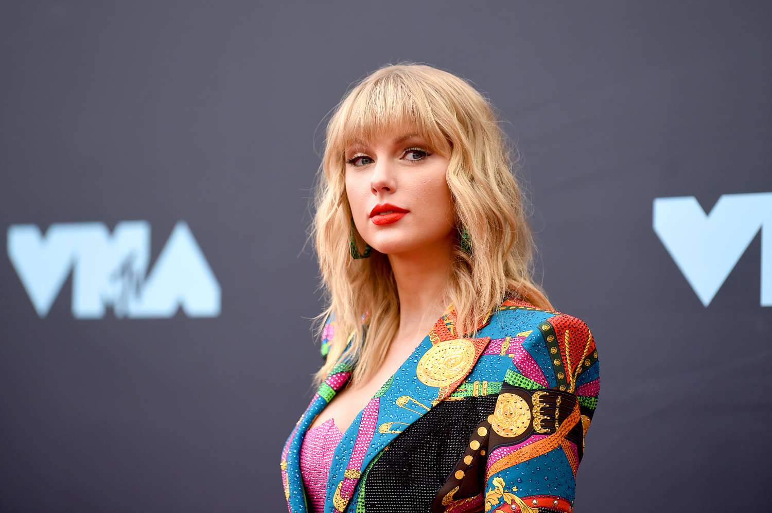 Como Taylor Swift Se Tornou um Fenômeno Global